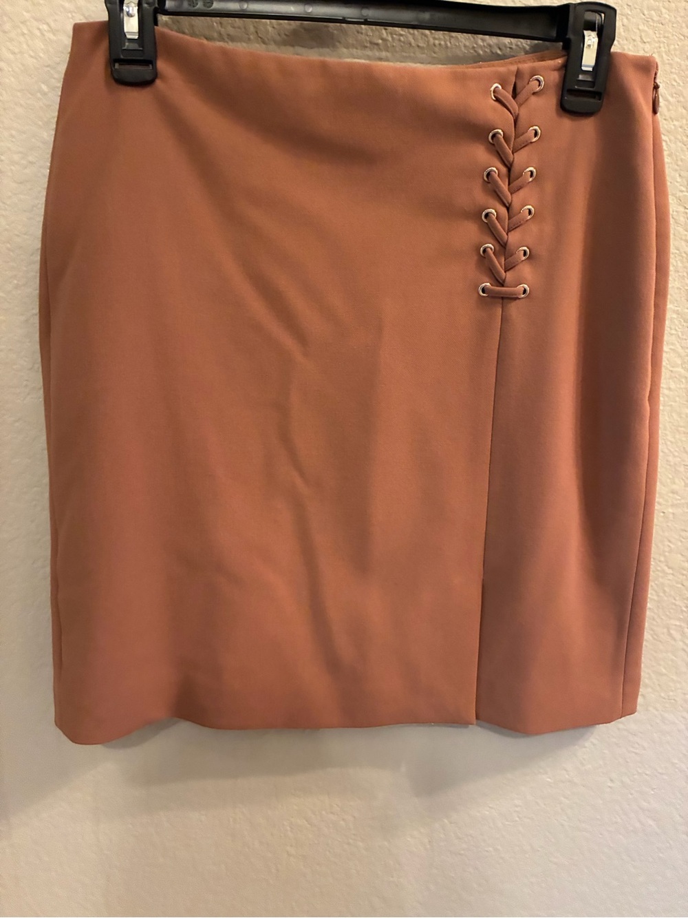 WHBM Lace-Up Detail Mini Skirt, fully lined, side zip, size 4